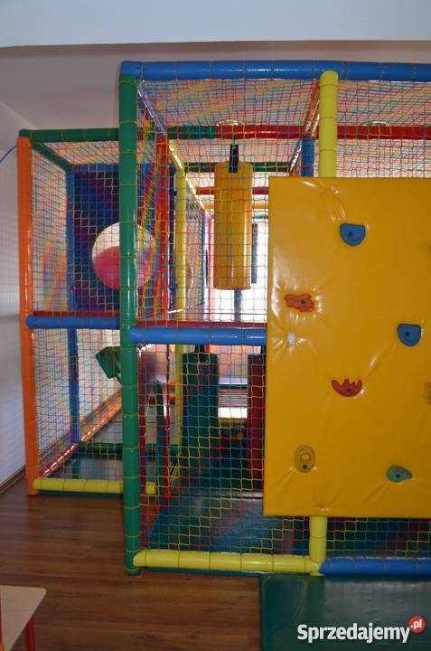 WEWNĘTRZNY PLAC ZABAW Ustrzyki Dolne sprzedam