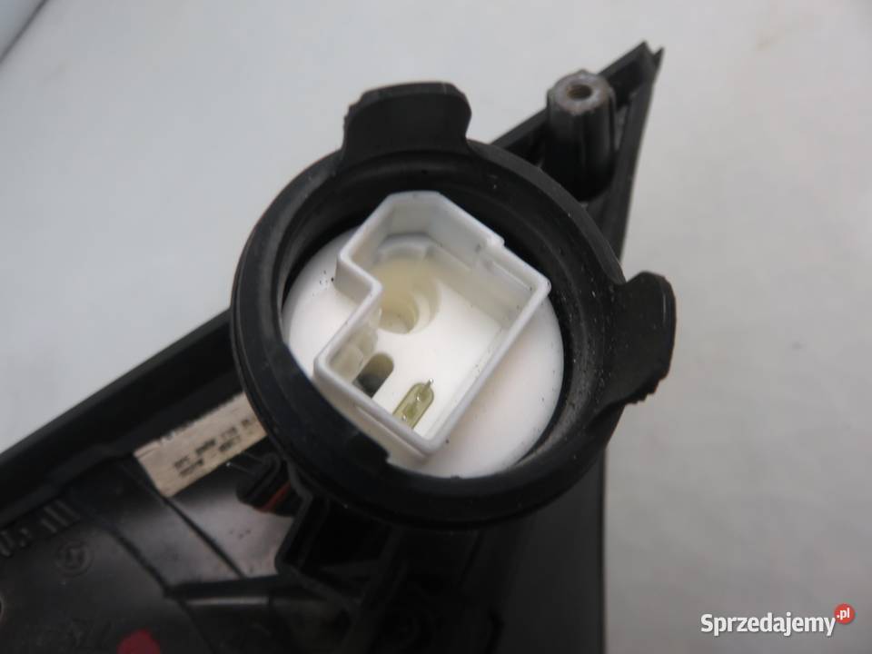 LUSTERKO LEWE BMW F10 3 PIN ANGLIK osobowe sprzedam