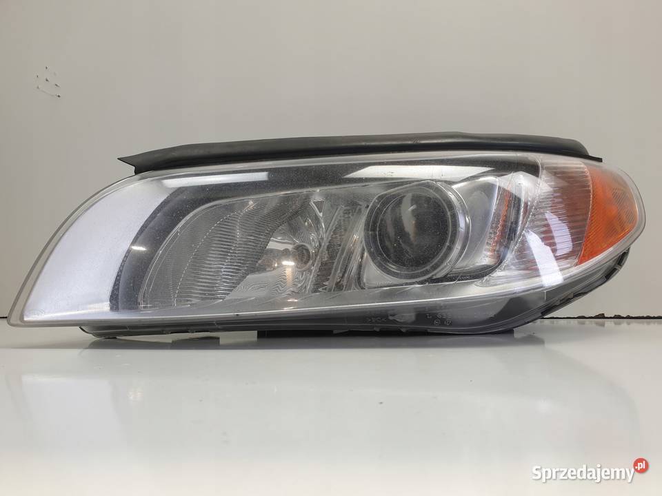 LAMPA PRZEDNIA LEWA Volvo V70 III XENON SKRĘTNY lubelskie