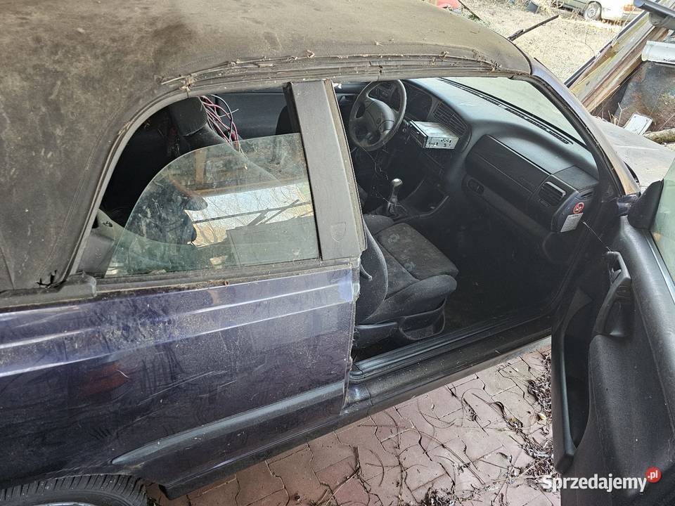 VW Golf Cabrio Radom