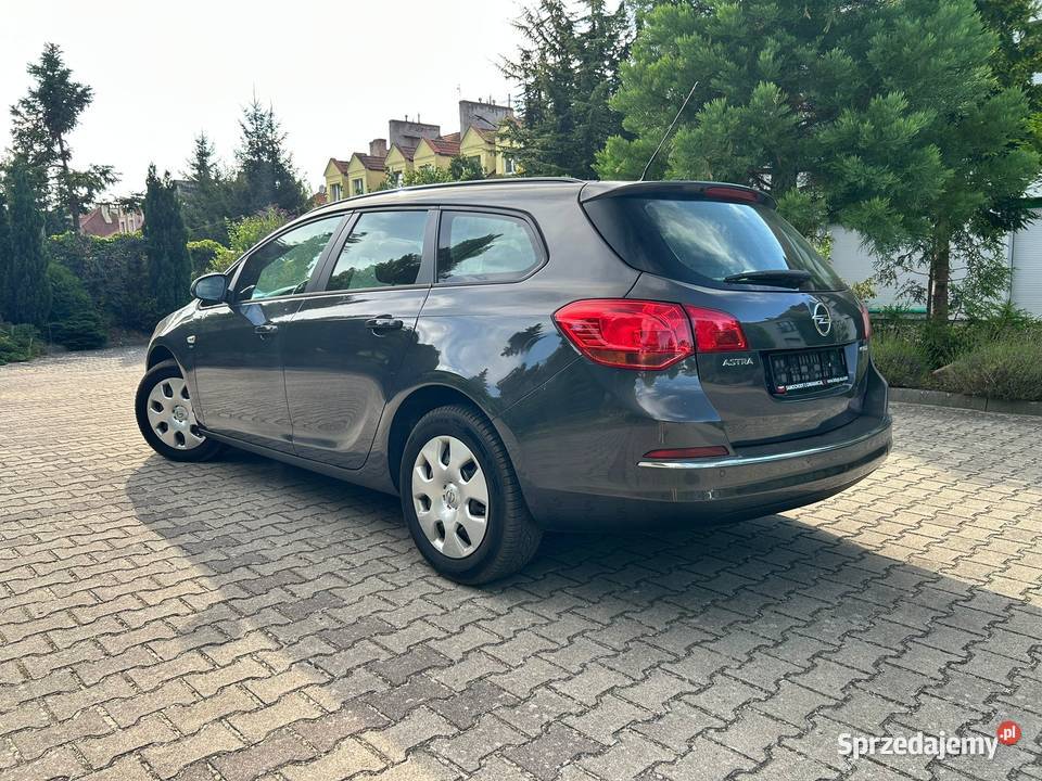 Opel Astra 16 CDTI Pierwsza rej 2014 Bogate zachodniopomorskie Szczecin