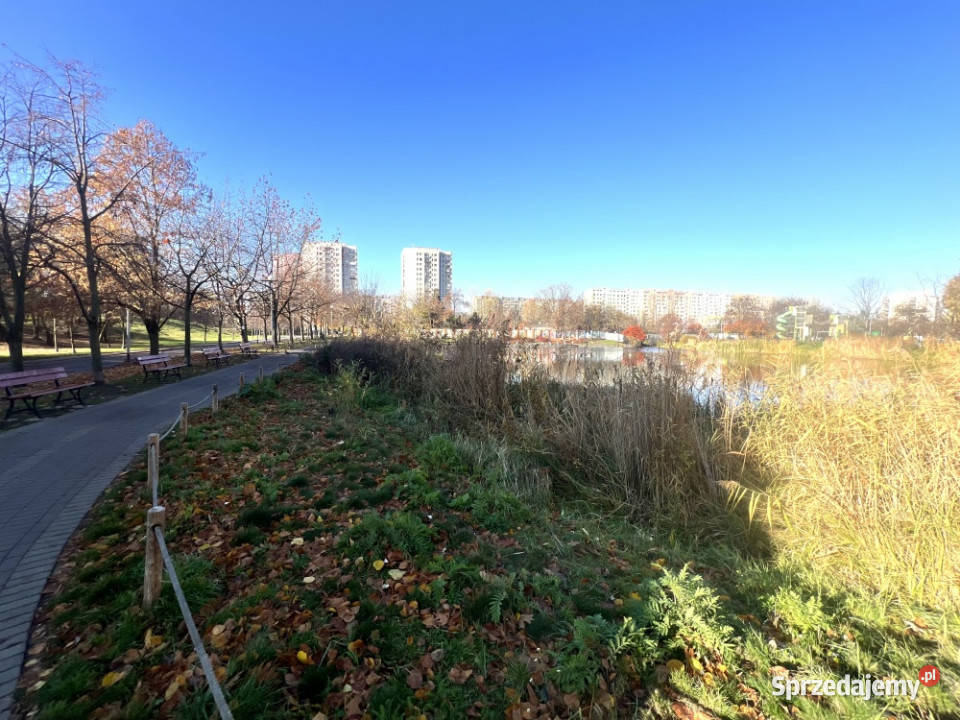 Wynajmę 2 pokojowe z balkonem METRO WAWRZYSZEW