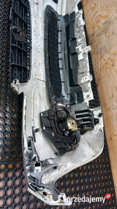 MERCEDES W169 ZDERZAK PRZÓD HALOGEN 761