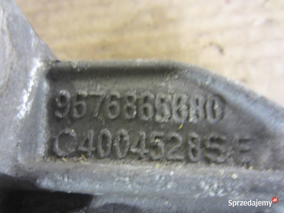 Mocowanie wspornik alternatora Peugeot 308 13 12 Szczecin
