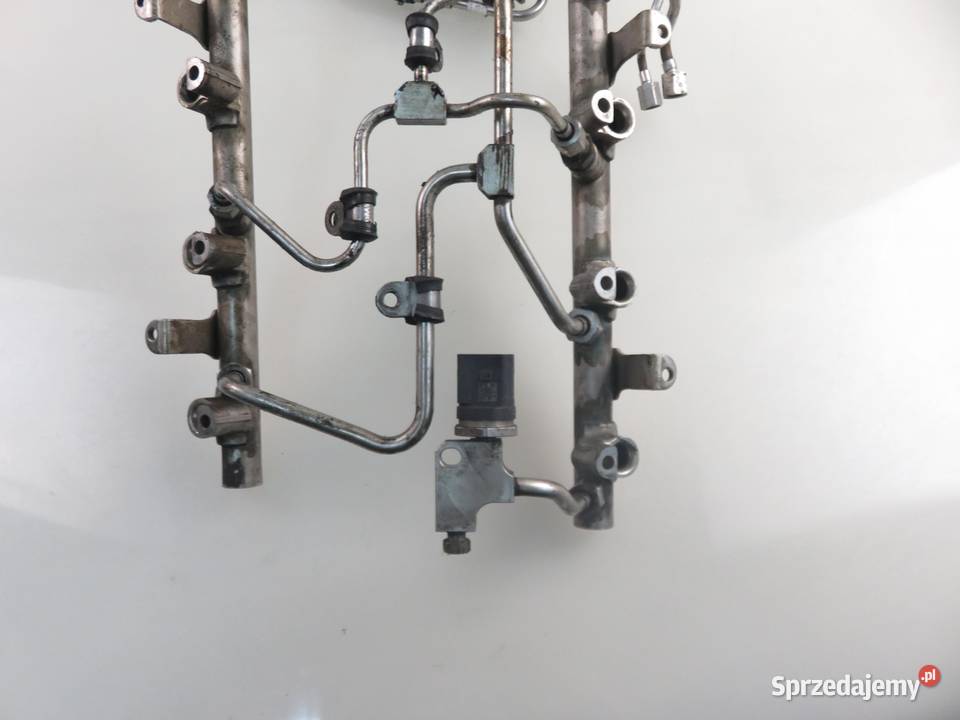 LISTWA WTRYSKOWA AUDI Q7 42 FSI 079133316E