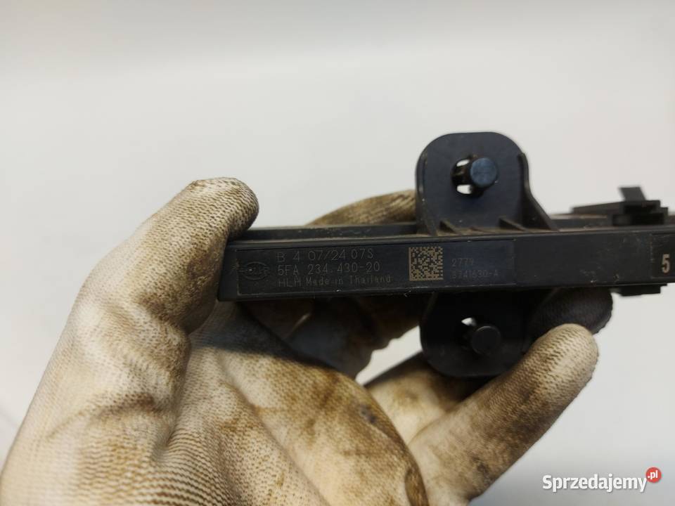 Ford Explorer VII R2KB WZMACNIACZ MODUŁ ANTENY osobowe dolnośląskie