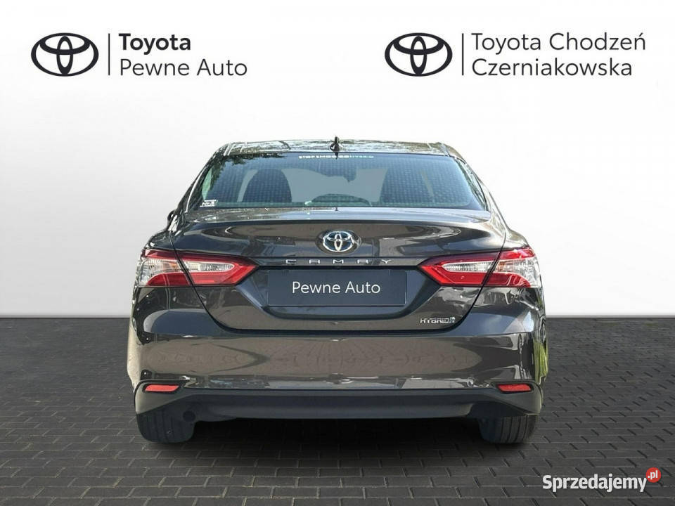 Toyota Camry 25 HSD COMFORT salon Polska Warszawa