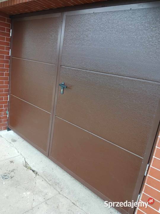 Brama garażowa dwuskrzydłowa Krasnosielc