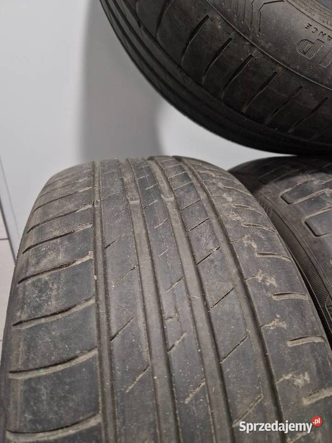 22555R16 Good Year Efficient Grip sprzedam