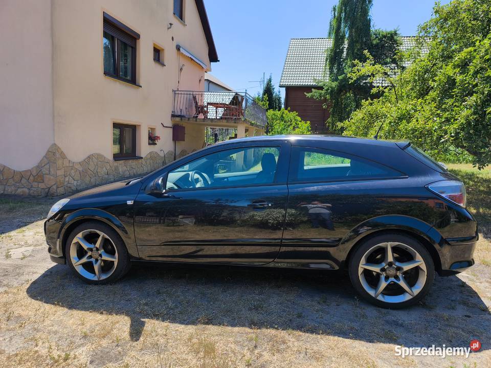 Opel Astra GTC 16 Benzyna 2009 115 Manual manualna Balin