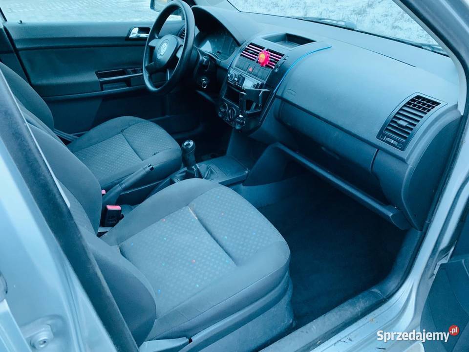 Volkswagen Polo 12 benzyna 5 drzwi asystent parkowania