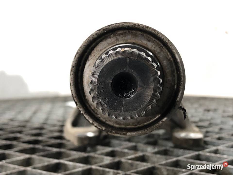 PÓŁOŚ PRAWY PRZÓD HONDA CRV III 20 150 PRZEGUB