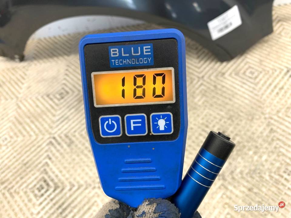 BŁOTNIK PRAWY PRZÓD AUDI Q7 4L Hatchback 0616 osobowe