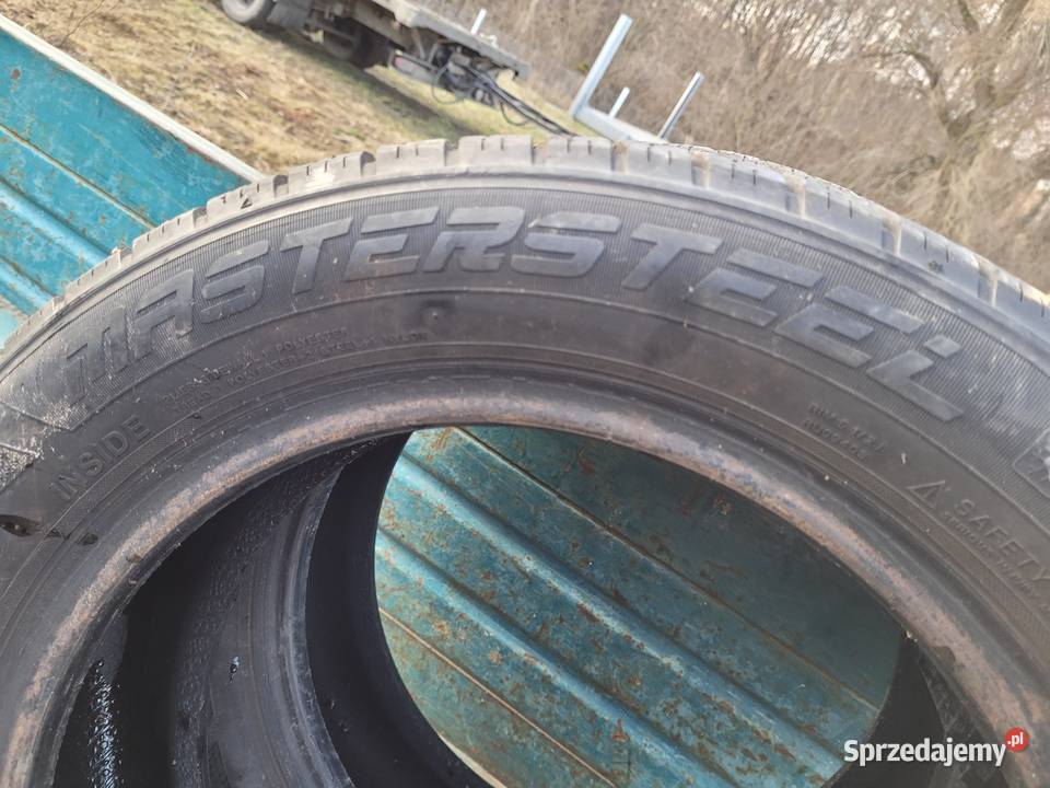 Opony zimowe 18565R15 prawie nowe pomorskie Sztumska Wieś