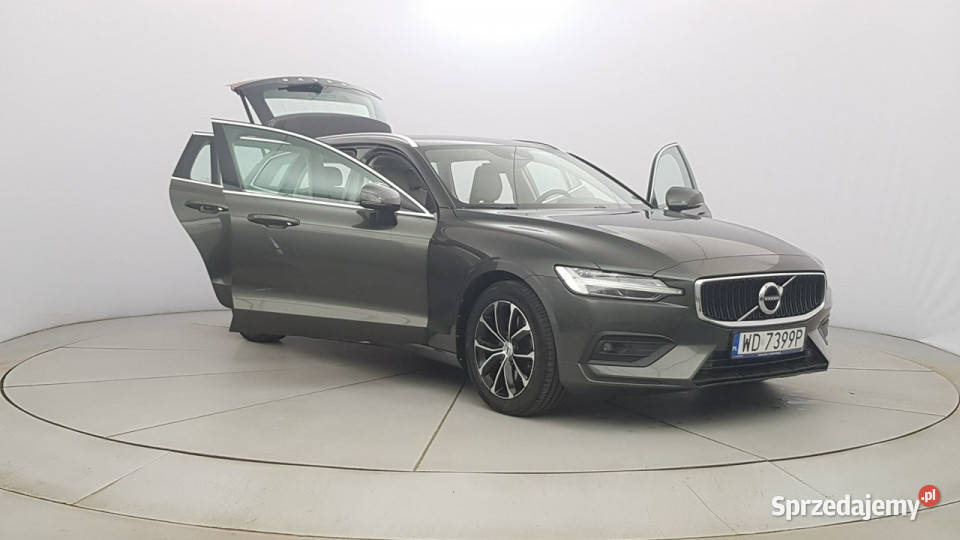 Volvo V60 B4 D Momentum Pro Z Polskiego Salonu podgrzewane fotele V60 Warszawa