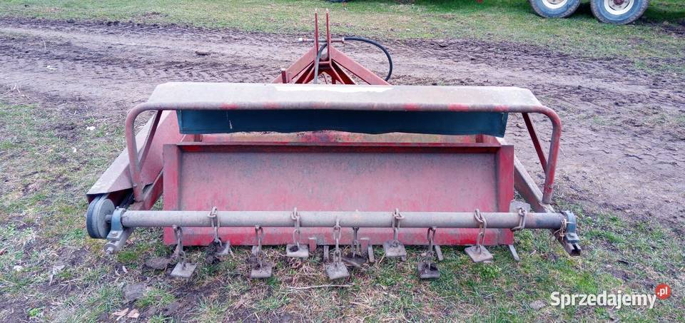 Mini Rozrzutnik obornika na podnośnik traktora Rozrzutniki obornika Szołtany