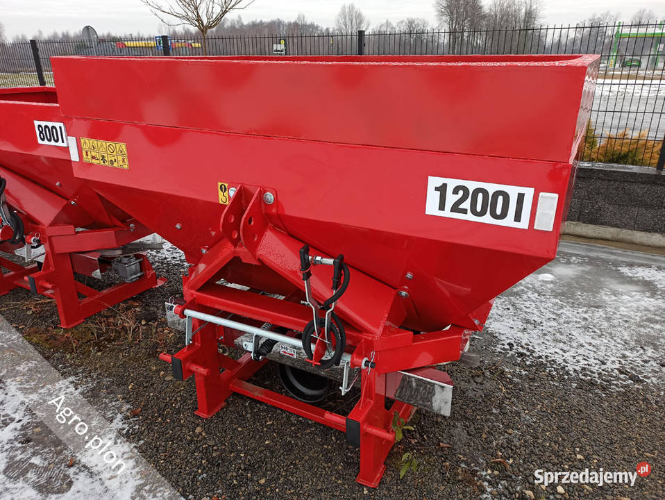 Nowy model Rozsiewacz Strumyk 600 litrów nieuszkodzony Tykocin