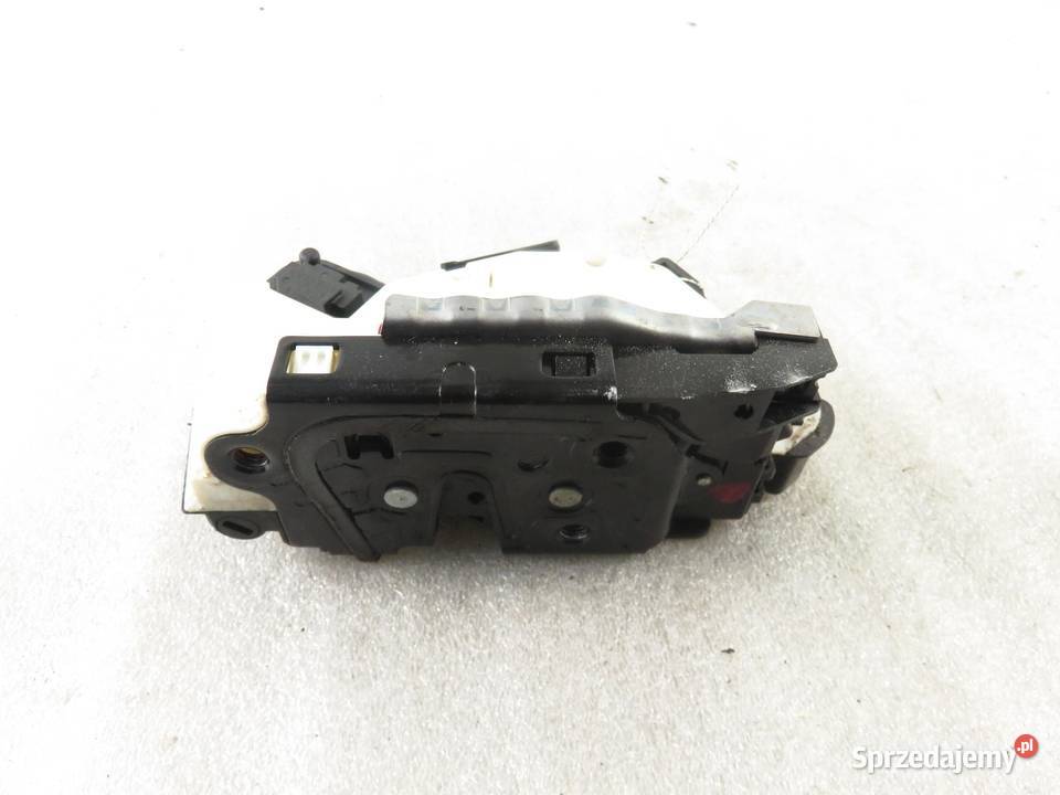 ZAMEK PRAWY TYLNY VW GOLF VI 5K4837016H