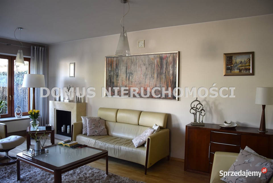 sprzedaży domu Wola Zaradzyńska 240m2 Rok budowy 2006