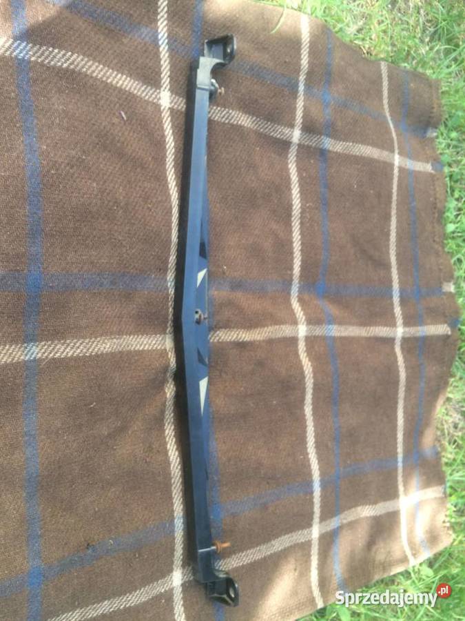 Listwa górna Fiat 125p atrapy grill bumerang FSO Kutno