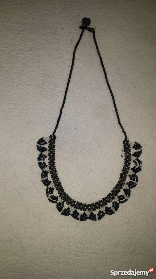 naszyjnik czarnobiały