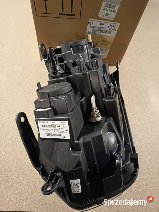 REFLEKTOR PRAWY DACIA DUSTER 260101133R Lampy przednie Piła