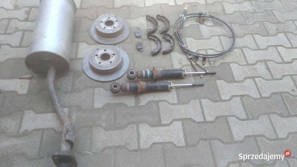 Toyota Prius 2 części hamulce wydech sprzedam