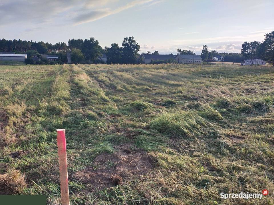 Duża działka 2700 m2 z Warunkami Zabudowy 37 m2 Huta