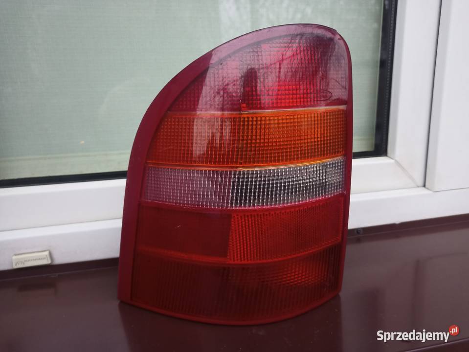 Ford Mondeo MK1 MK2 kombi lampa tył tylna lewa Sieradz