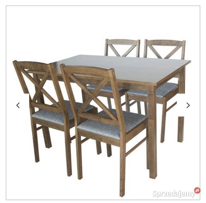Zestaw  kuchenny drewniany stół i krzesła