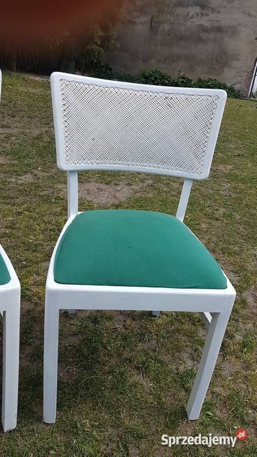 dwa krzesła z rafią Białogard sprzedam