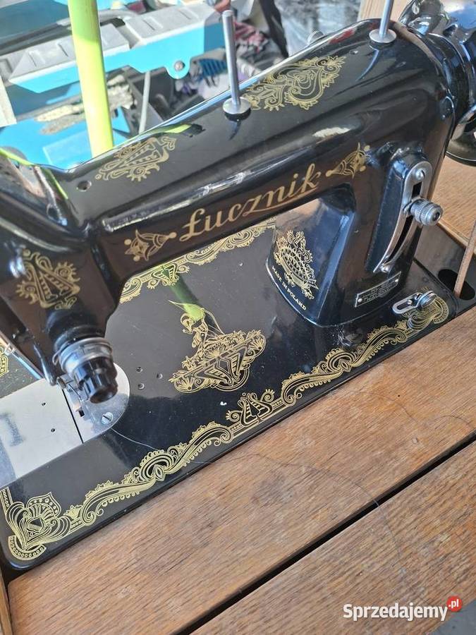 Stara maszyna do szycia Łucznik Dębno Polskie