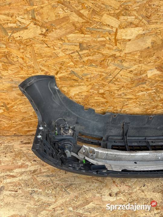 Audi A4 B6 ZDERZAK PRZÓD PRZEDNI HALOGEN osobowe Słowikowo