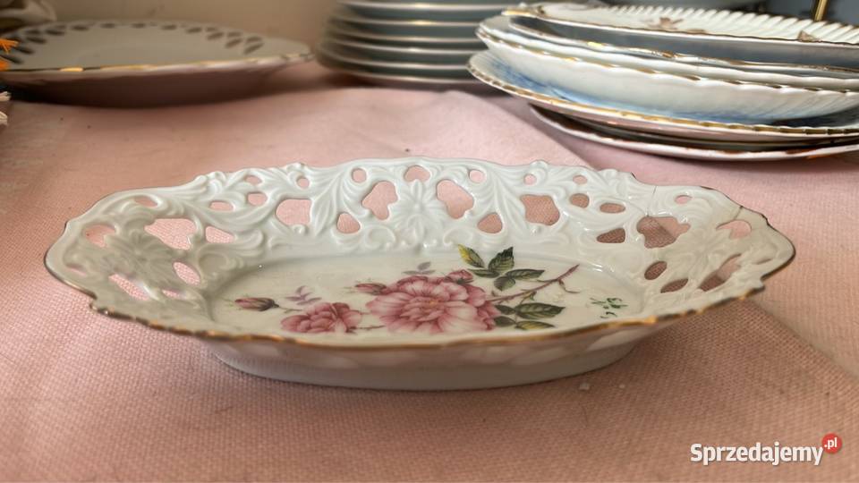Paterka Bez sygnatury Róże Ażur biała porcelana Gdańsk