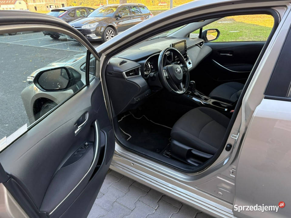 Toyota Corolla Corolla 18 Hybrid 140 Comfort lakier metallic Syców