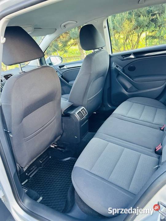 Volkswagen golf VI 14 benzyna 2010 Rok produkcji 2010 Rawa Mazowiecka sprzedam