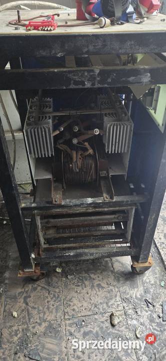 Prostownik galwaniczny 6A 250V 64x65x120