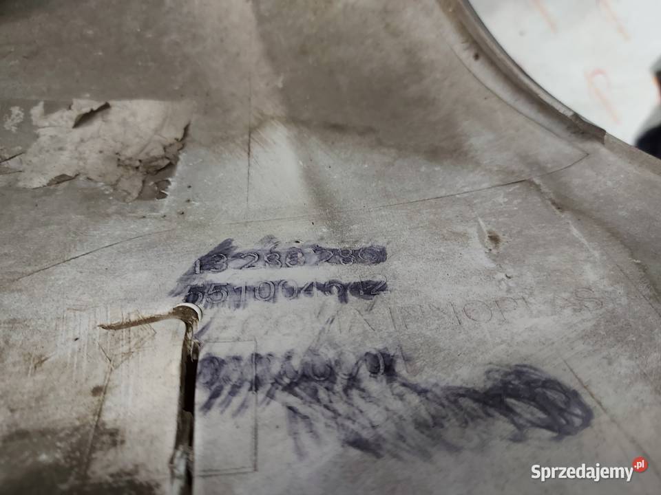 INSIGNIA A I 11r zderzak przód 13288280 świętokrzyskie