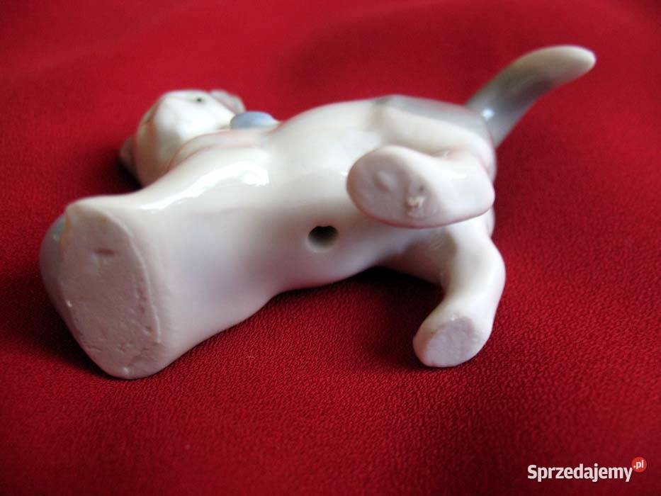 Kot kotek z piłką figurka stara porcelana 45 x 7 mazowieckie Siedlce