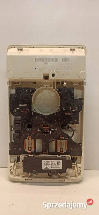 AUDI A5 8T LAMPKA PODSUFITKI 8T0947135B osobowe