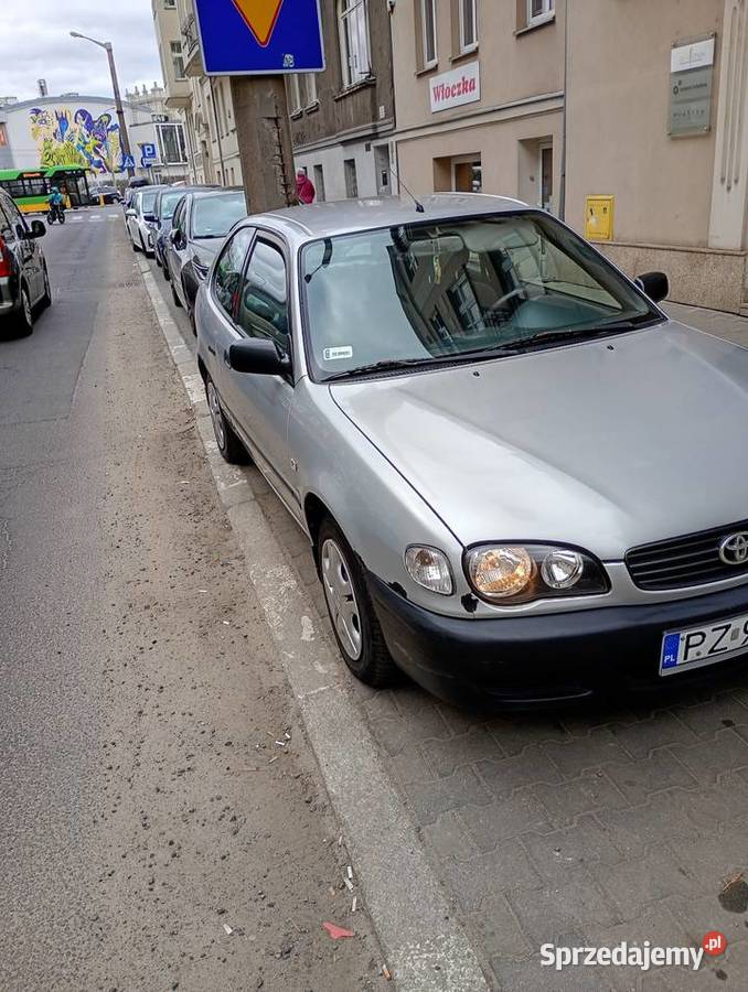 Samochód Toyota Corolla silnik 14benzyna opel wielkopolskie Poznań