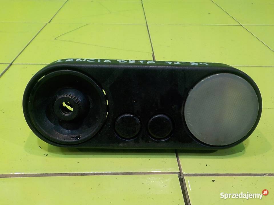 LANCIA BETA 20 B 83r COUPE 2D lampka podsufitki Suków sprzedam