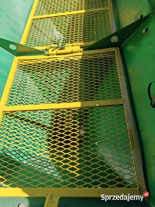 Rozsiewacz nawozów dwutalerzowy Dnder 800 Brogi