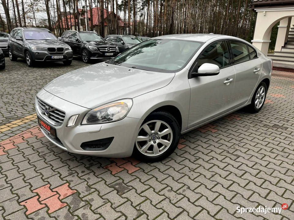 Volvo S60 16 T3 benzyna 150 Xenony Podgrzewane mazowieckie sprzedam
