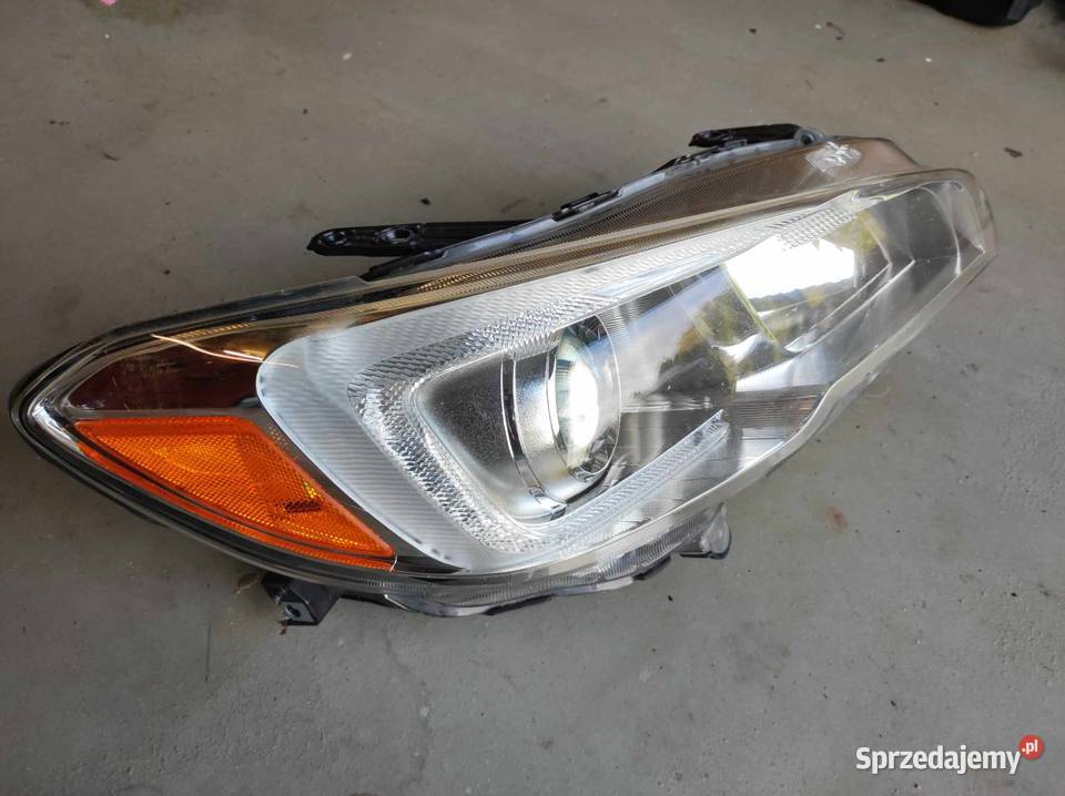 Lampa reflektor przód prawa Subaru WRX STI osobowe Lampy przednie podkarpackie Krosno