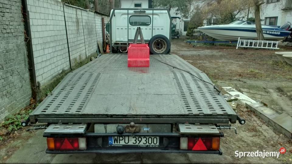 Nissan Cabstar pomoc drogowa autolaweta holownik Warszawa