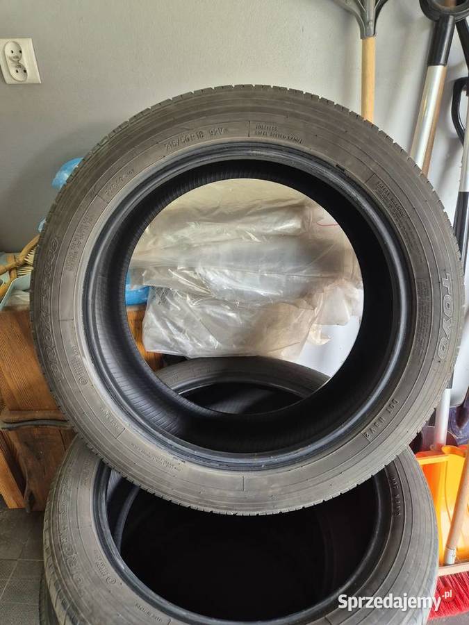 Opony letnie 21550 R18 TOYO