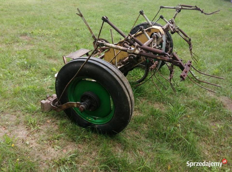 Przetrząsarka konna Fikacz Przegrabiarka Koła nieuszkodzony Pratków sprzedam