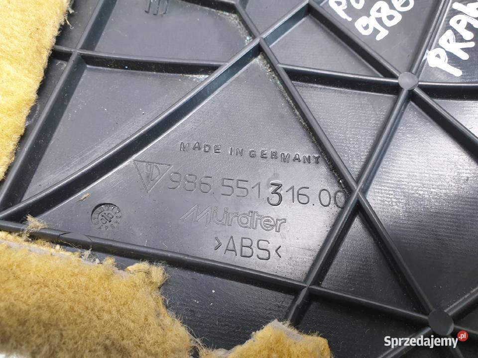 Porsche Boxster 986 OSŁONA TYLNEGO SŁUPKA prawa osobowe