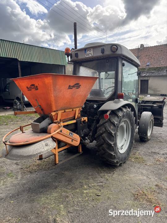 MasseyFerguson w zestawie zimowym Luboń
